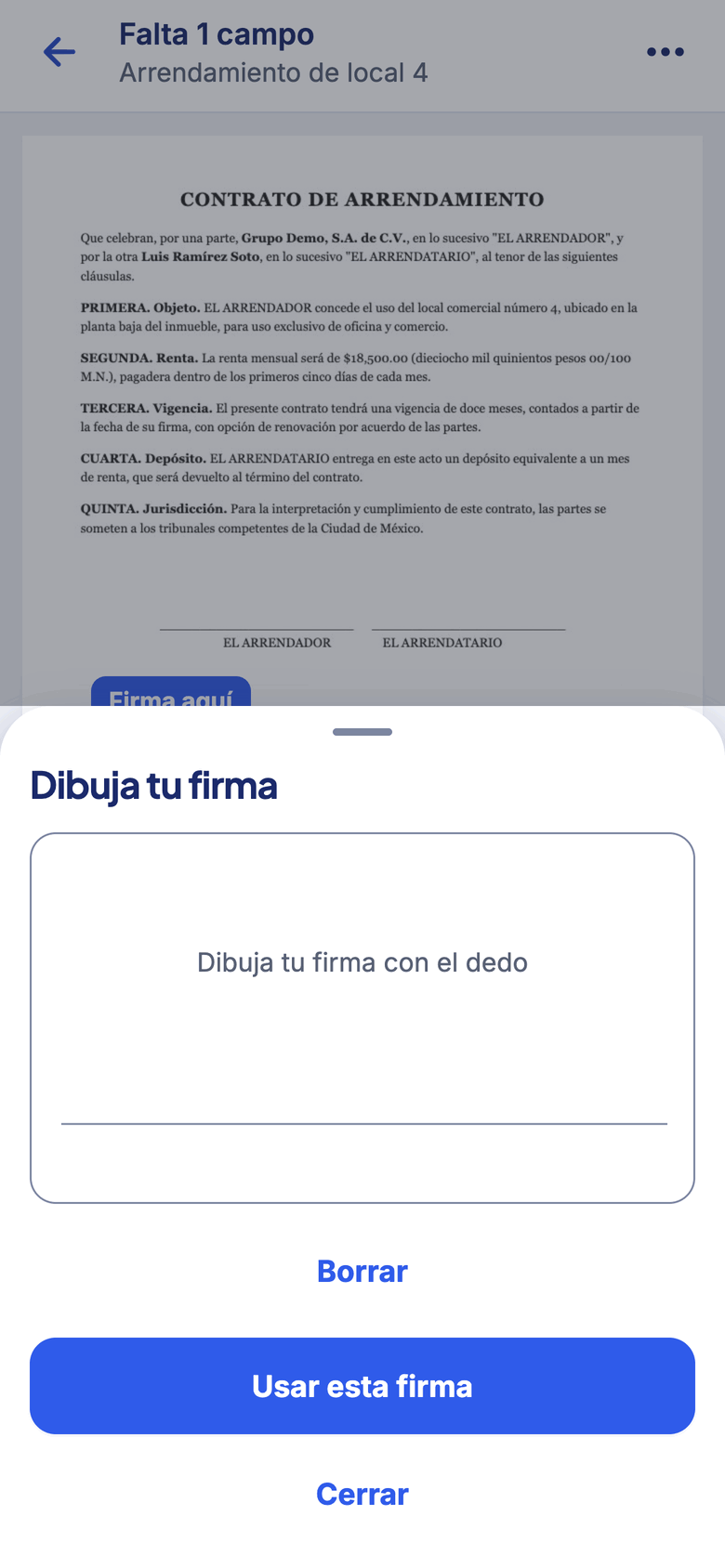 Firma de un contrato con el dedo en la app de e-sign